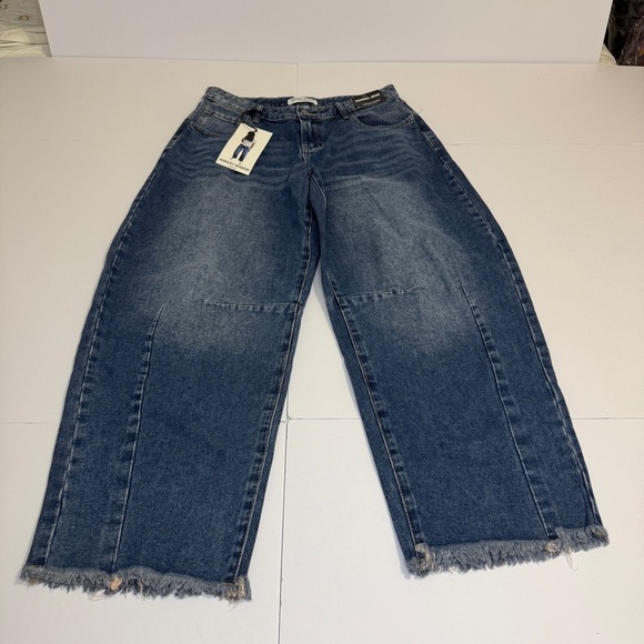 Ashley Mason Barrel Jeans Women’s Sz 7/28 Blue High Rise Wide Leg Raw Hem Denim - Picture 5 of 14